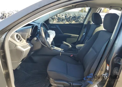 2010 Mazda 3 I z USA, uszkodzony, nr VIN JM1BL1SGXA1225893